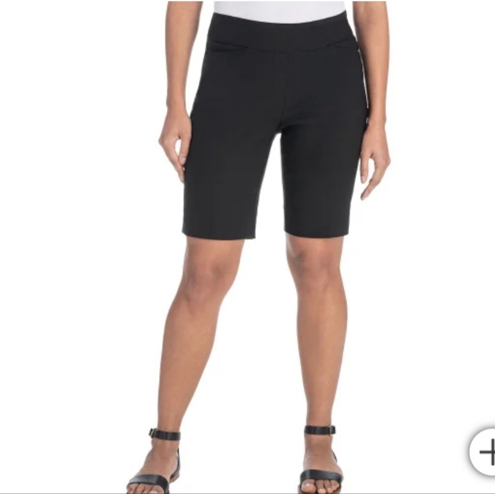 NWOT Hilary Radley Women's Black Pull-on Burmuda Shorts
